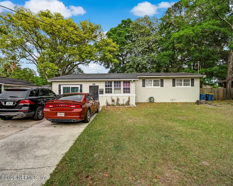 3241 Caribbean Dr, Jacksonville, FL 32277