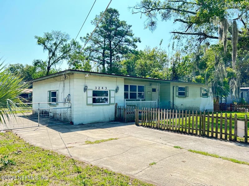 3243 De Carlo Ln, Jacksonville, FL 32277