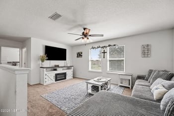 3245 Hidden Meadows Ct, Green Cove Springs, FL 32043