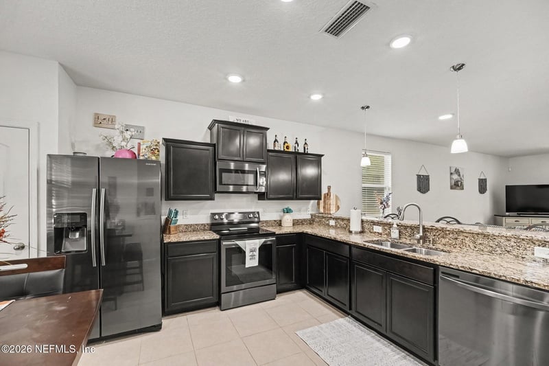 3245 Hidden Meadows Ct, Green Cove Springs, FL 32043