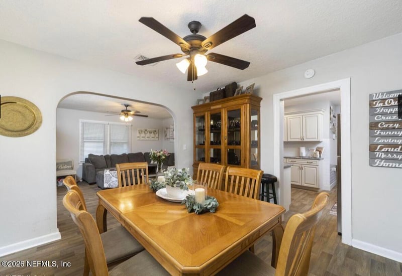 325 Chestnut Dr, Jacksonville, FL 32208