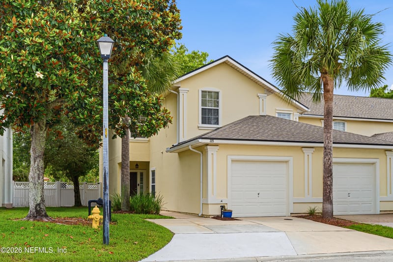 325 Southern Branch Ln, St Johns, FL 32259