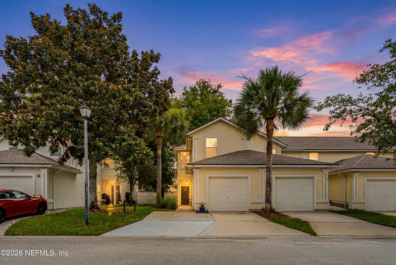 325 Southern Branch Ln, St Johns, FL 32259