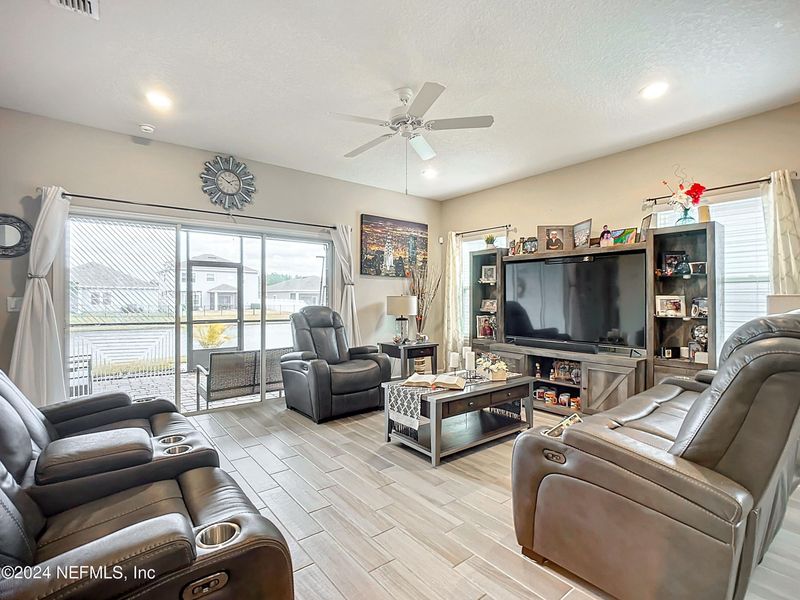 325 St James Way, Orange Park, FL 32065