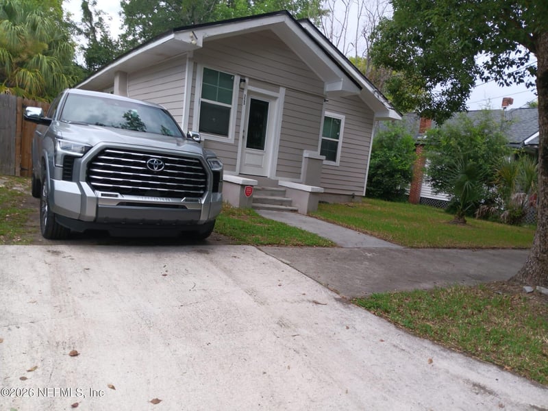 325 W 17th St, Jacksonville, FL 32206