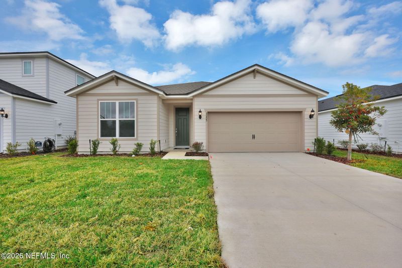 3255 Willowleaf Ln, Green Cove Springs, FL 32043