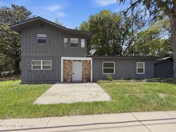 326 Cahoon Rd S, Jacksonville, FL 32220