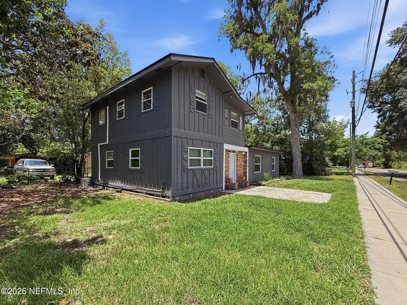 326 Cahoon Rd S, Jacksonville, FL 32220