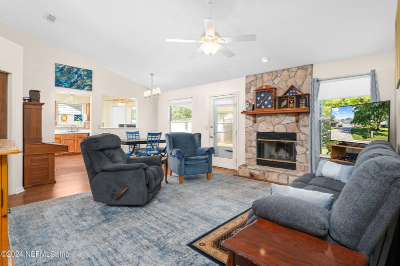 3261 Dowitcher Ln, Orange Park, FL 32065