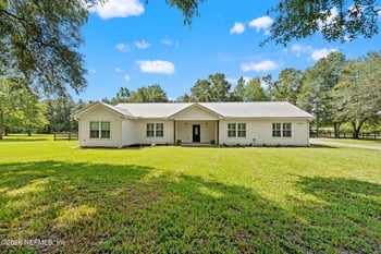3265 Thunder Rd, Middleburg, FL 32068