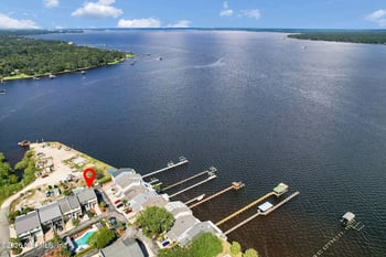 327 Scenic Point Ln, Fleming Island, FL 32003