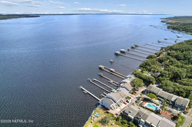 327 Scenic Point Ln, Fleming Island, FL 32003