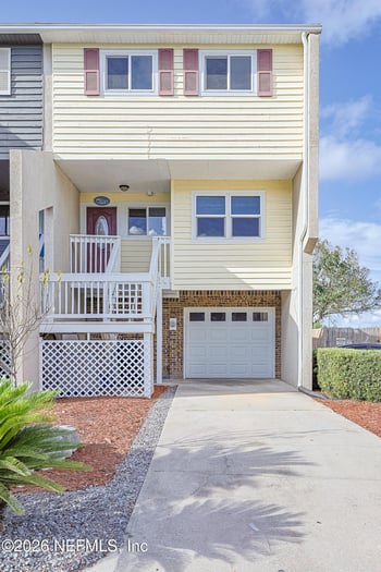 327 Scenic Point Ln, Fleming Island, FL 32003