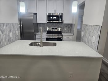 3270 Ricky Dr #202, Jacksonville, FL 32223