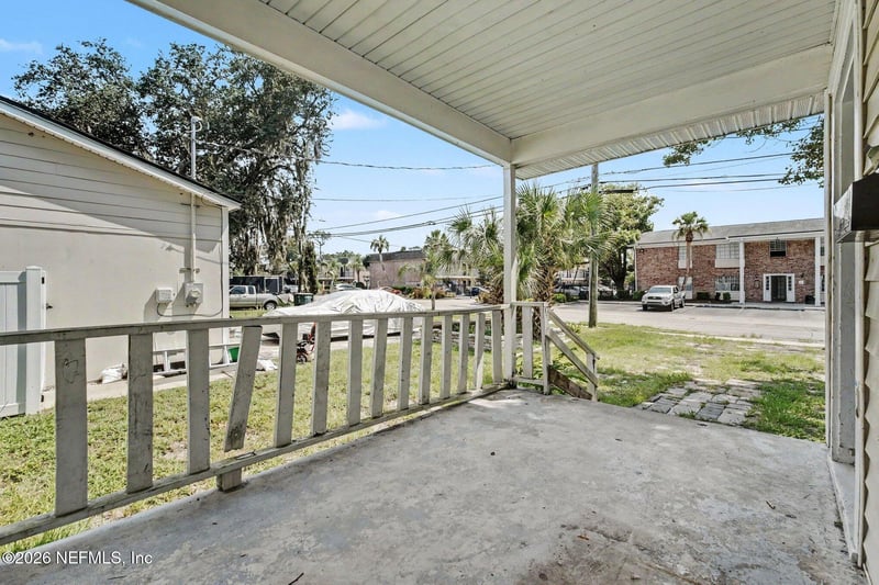 328 Laurina St, Jacksonville, FL 32216