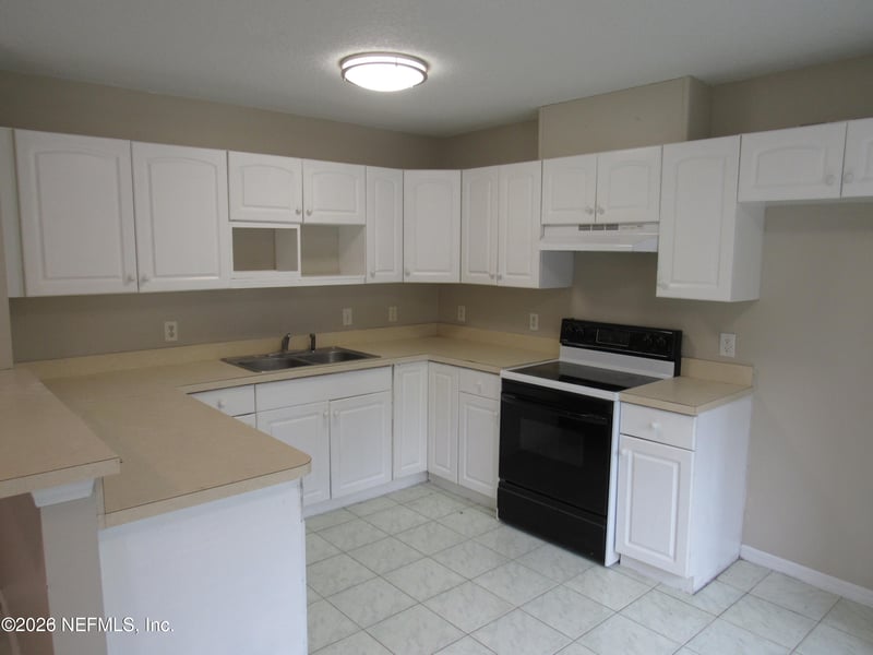 3281 6th St, Elkton, FL 32033
