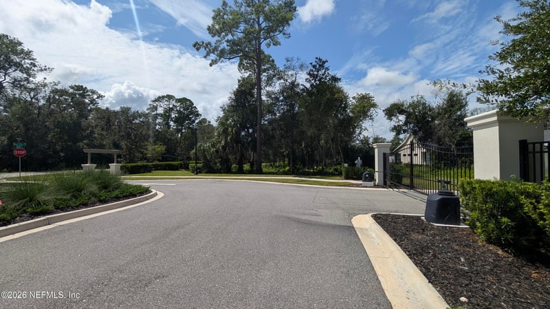 33 Canopy Hall Dr, St Augustine, FL 32095