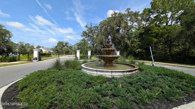 33 Canopy Hall Dr, St Augustine, FL 32095
