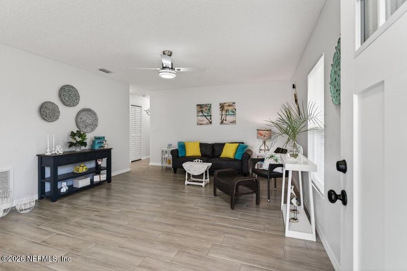 33 E 29th St, Jacksonville, FL 32206