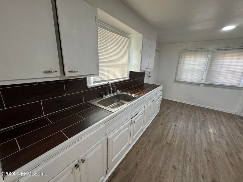 33 E 54th St, Jacksonville, FL 32208