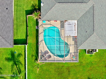 33 Riverside Ln, Palm Coast, FL 32164