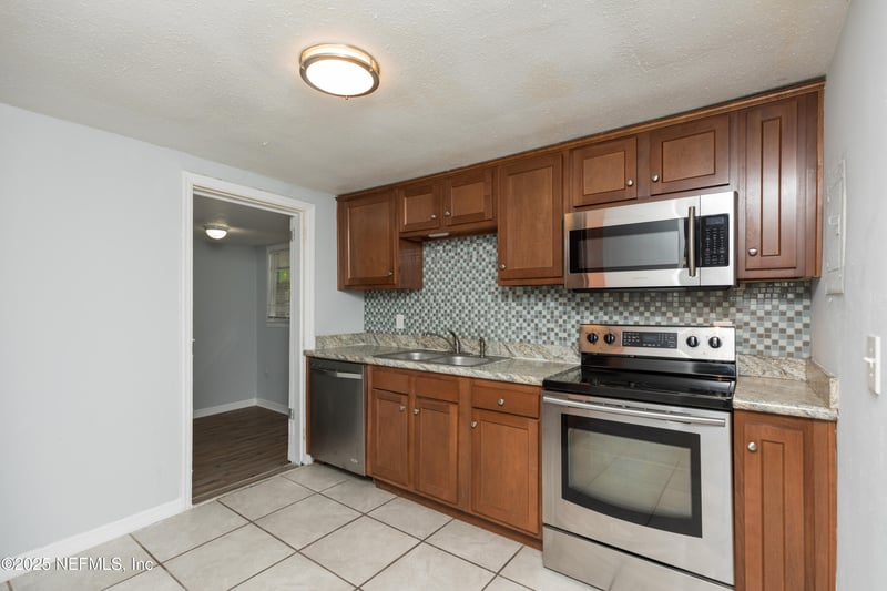 3303 Jones St, Jacksonville, FL 32206