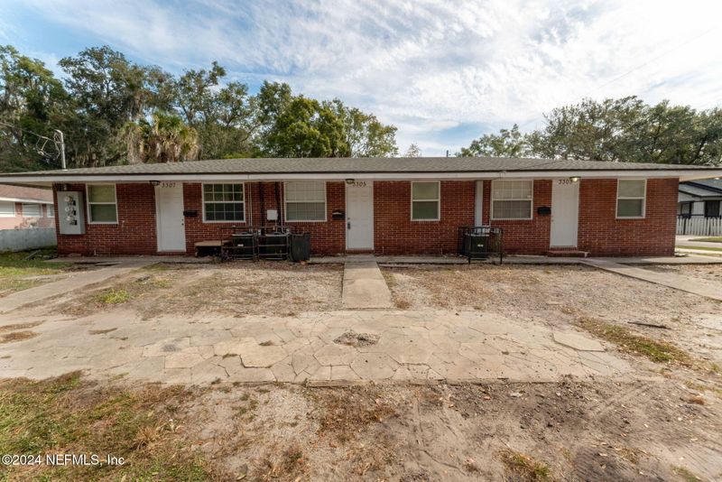 3303 Silver St, Jacksonville, FL 32206