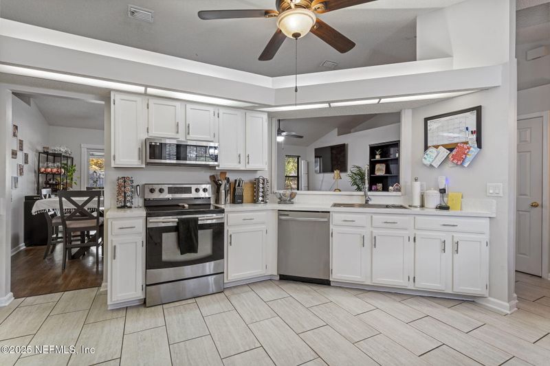 3314 Deerfield Pointe Dr, Orange Park, FL 32073