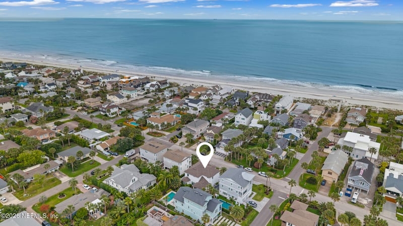 3318 1st St, Jacksonville Beach, FL 32250