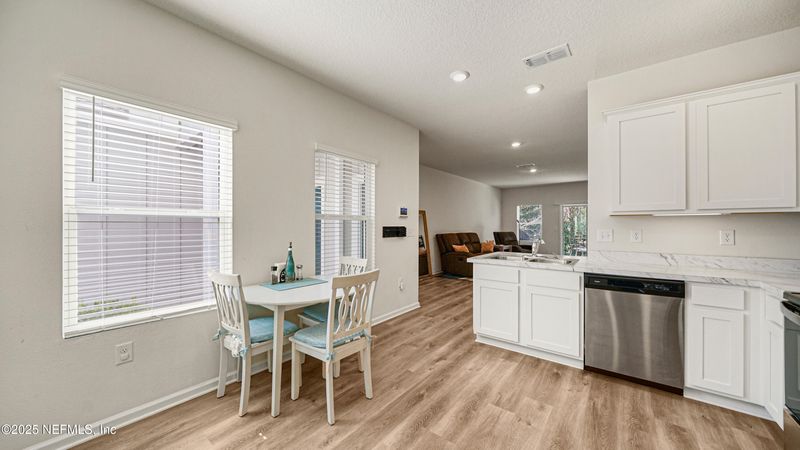 332 Pistachio Pl, Jacksonville, FL 32216