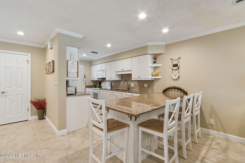3327 Sea Marsh Rd, Fernandina Beach, FL 32034