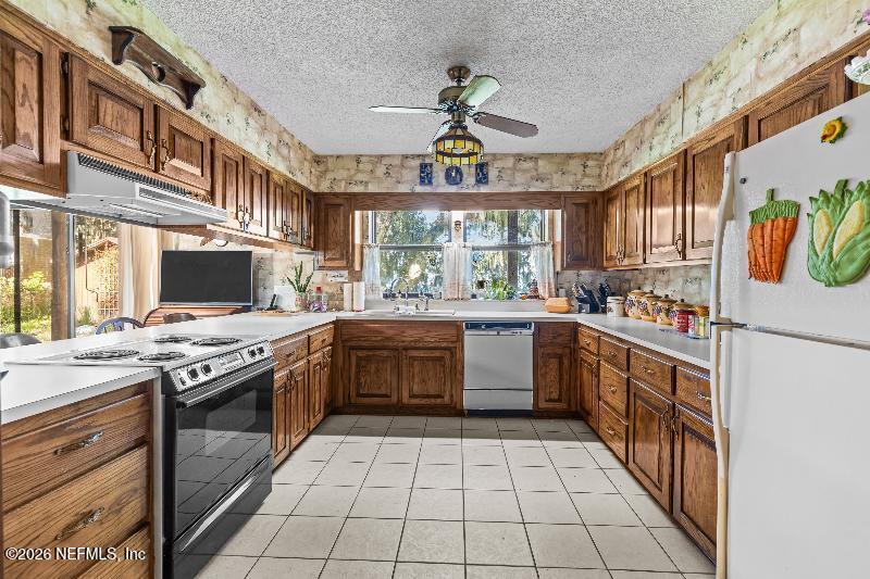 3328 State Road 13 N, St Johns, FL 32259