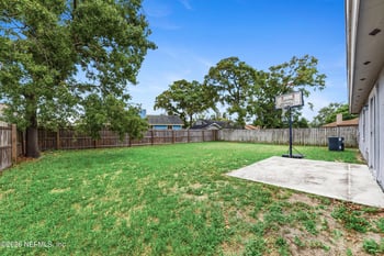 3329 Cancun Dr E, Jacksonville, FL 32225