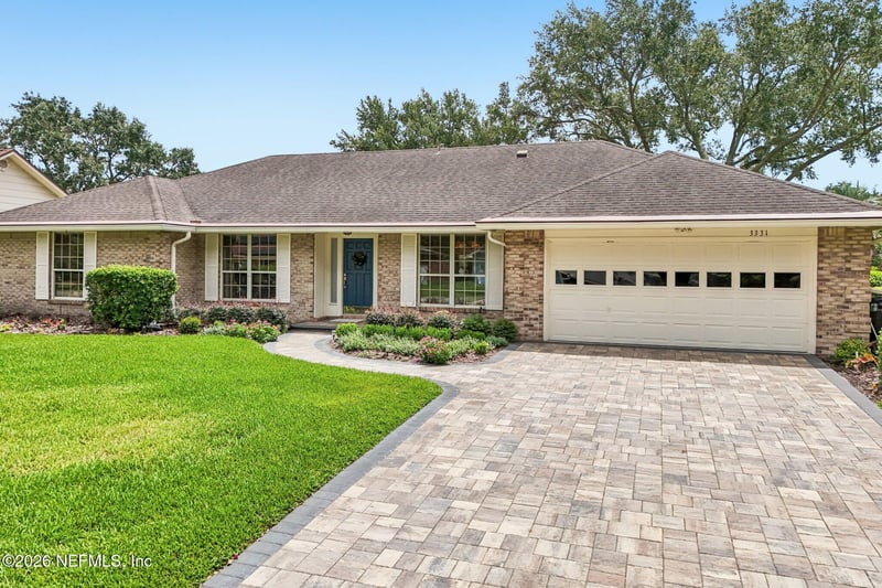 3331 Hidden Lake Dr W, Jacksonville, FL 32216