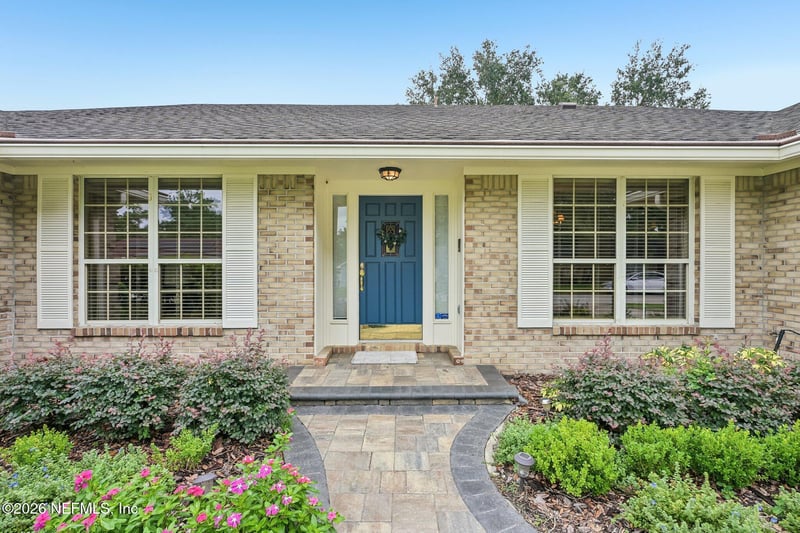 3331 Hidden Lake Dr W, Jacksonville, FL 32216