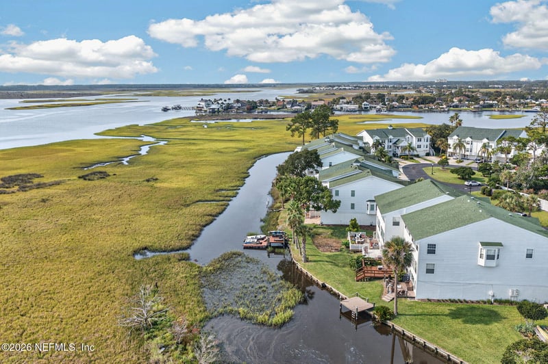 3331 Lighthouse Point Ln, Jacksonville, FL 32250