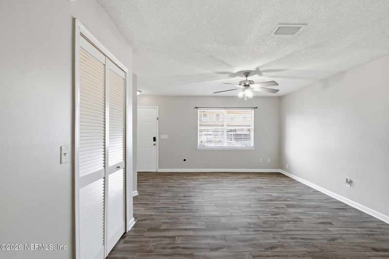 3342 Mandarin Glen Dr, Jacksonville, FL 32223