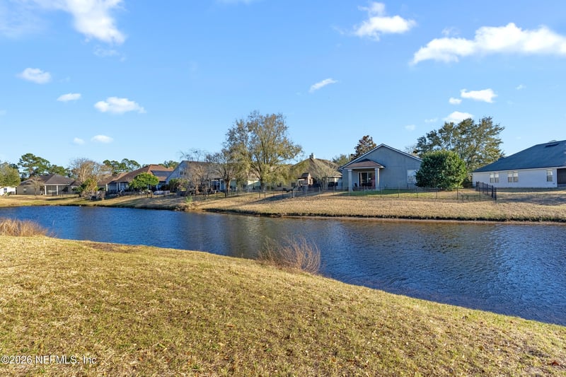 3346 Ivybridge Ct, Jacksonville, FL 32226