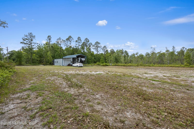 33517 Meadows Ln, Callahan, FL 32011