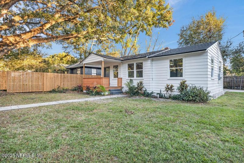 3356 Myra St, Jacksonville, FL 32205
