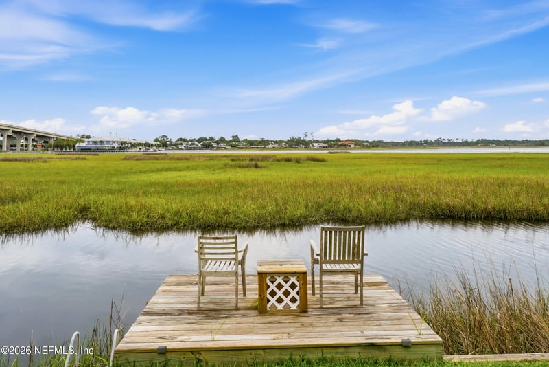 3359 Lighthouse Point Ln, Jacksonville, FL 32250