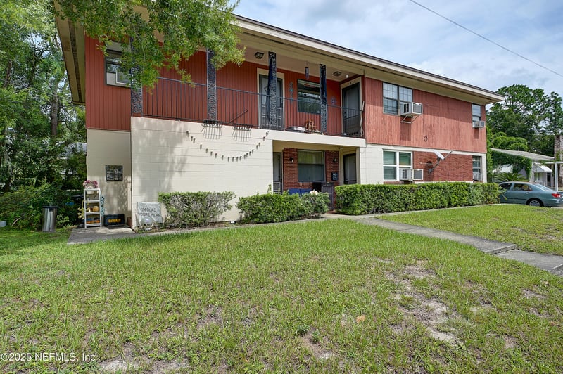 3365 Drew St, Jacksonville, FL 32207