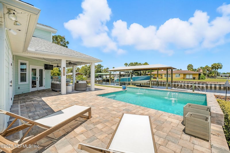 3367 Royal Palm Dr, Jacksonville, FL 32250