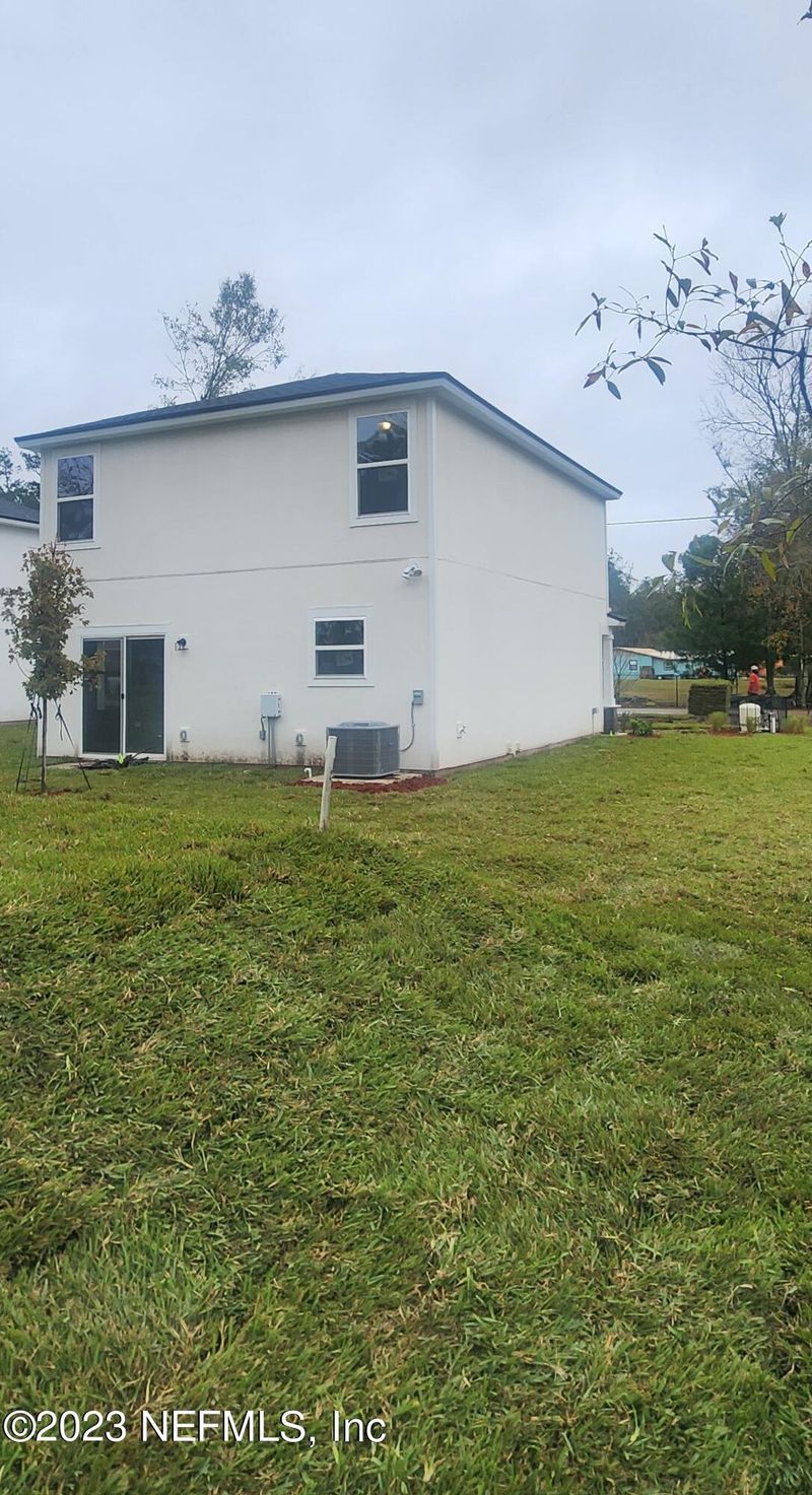 3377 Armstrong St, Jacksonville, FL 32218