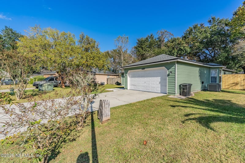 3380 Tinya Ct, Jacksonville, FL 32226