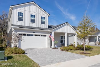 34 Arrowwood Dr, St Johns, FL 32259