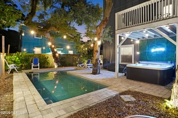 34 E San Carlos Ave, St Augustine, FL 32084