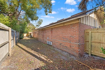 34 N College St, Macclenny, FL 32063
