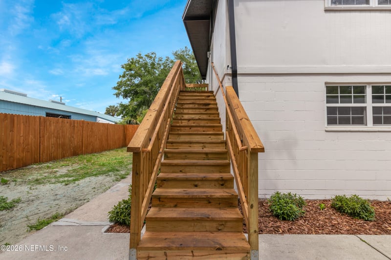 340 Dudley St, Atlantic Beach, FL 32233