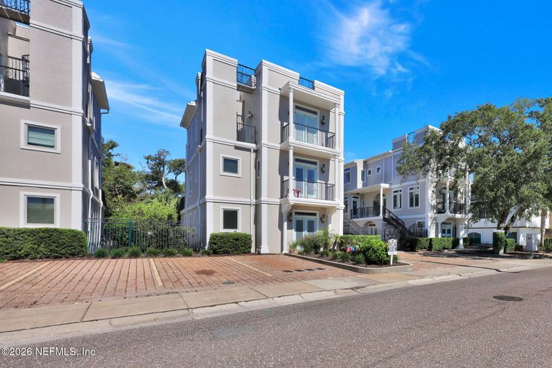341 Ahern St #5, Atlantic Beach, FL 32233